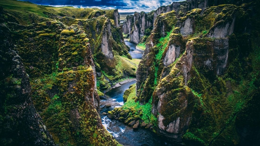 Islandia, río
